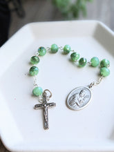 Load image into Gallery viewer, St Patrick Pocket Rosary